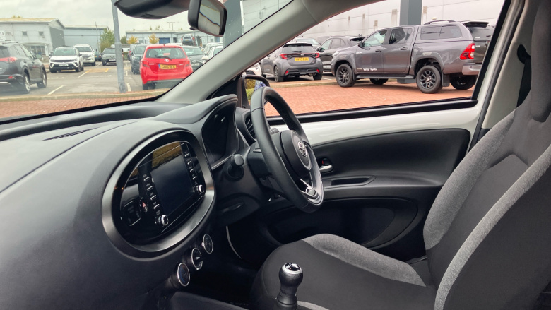 Toyota Aygo X 1.0 VVT-i Pure 5dr Petrol Hatchback